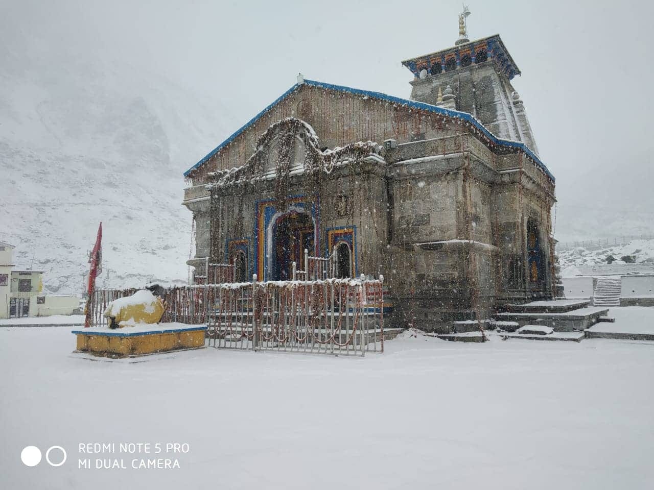 Heavy Snowfall in kedarnath and munsiyari in new year 2019