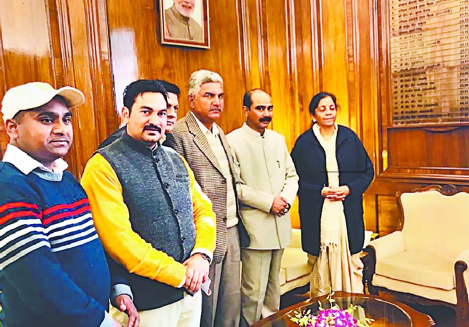 Case of 161 acre cantonment area reached defense minister
