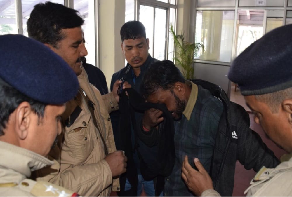 Social worker sprinkle petrol on himself in nainital Government office