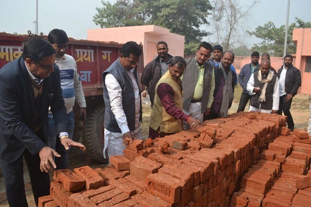 MLAs see flaws in building construction