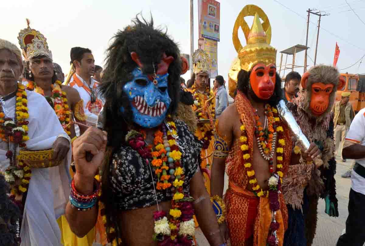 Royal Peshwai of niranjani akhara, Naga sadhu attraction in kumbh mela