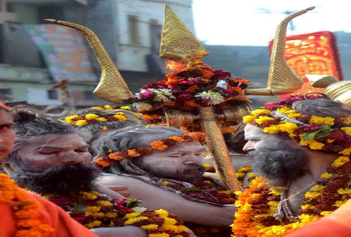 Royal Peshwai of niranjani akhara, Naga sadhu attraction in kumbh mela