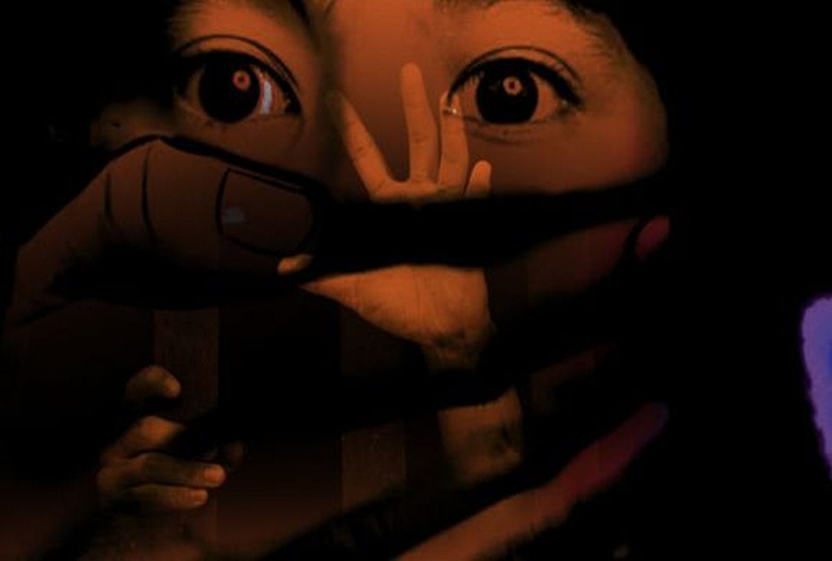 three youths molested schoolgirls in classroom in agra
