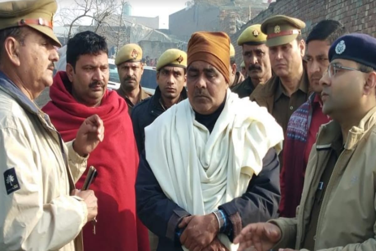 mother-daughter murdered by shoe laces in shamli up police investigating