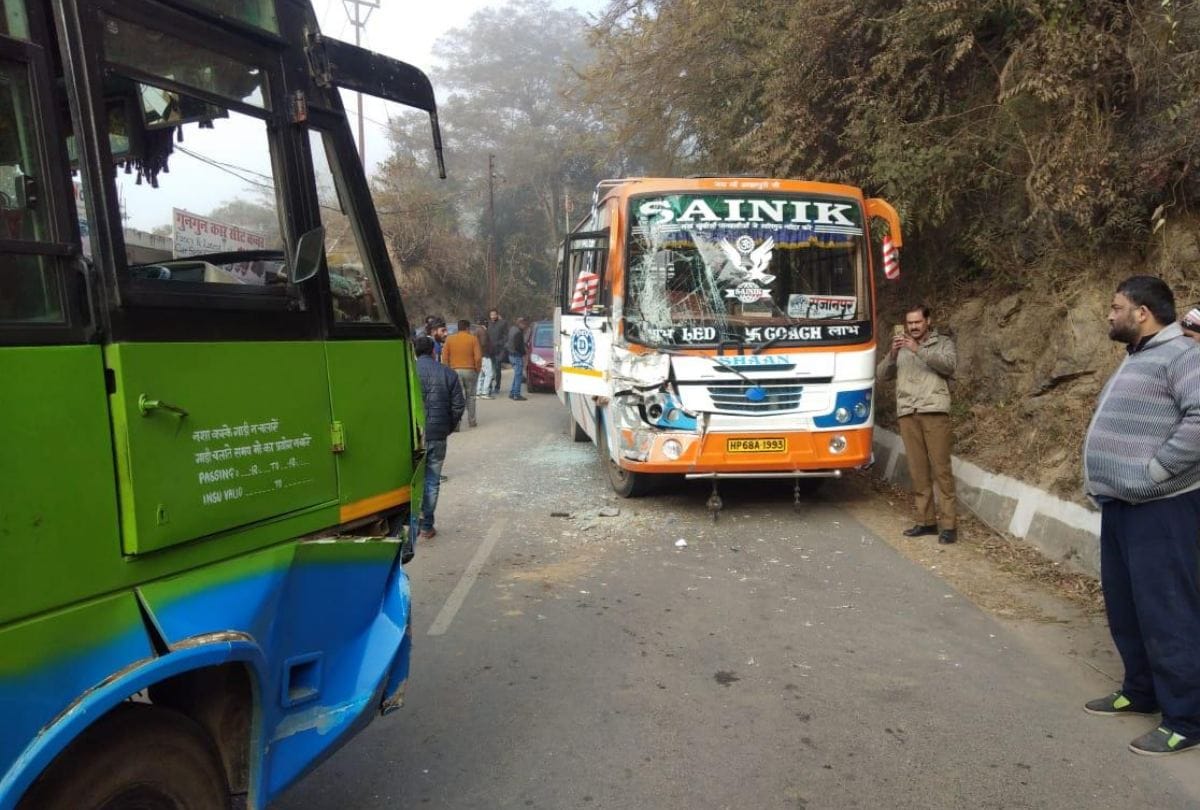 Himachal Pradesh: Dozen injured as two buses collide in Hamirpur