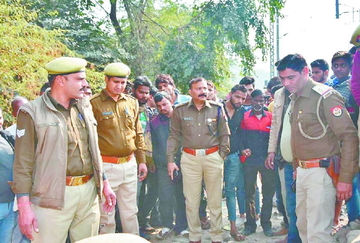 engineer committed suicide after shot girl in mathura