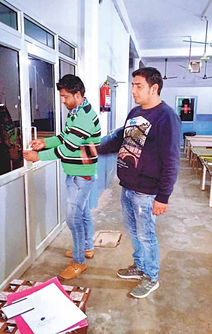 raid in three hospitals of tanda