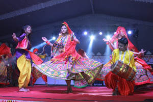 hathras jhumka atract consummer