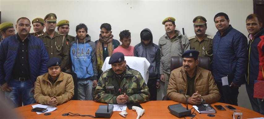 Five robbers arrested for robbing Cantor, five absconding
