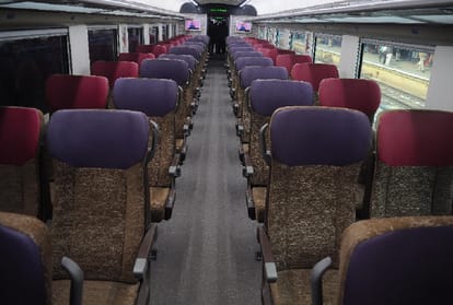 Train 18 between Delhi-Varanasi will run next week