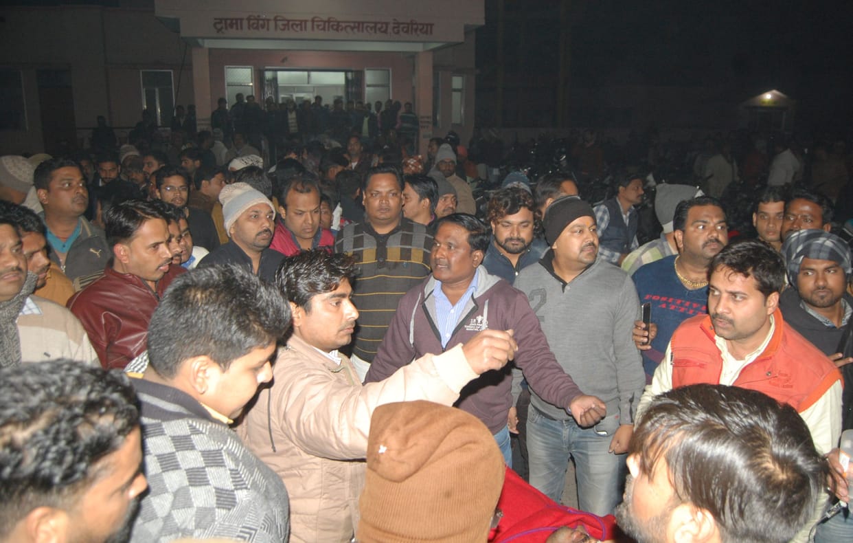 पुलिस महज थोड़ी दूर थी, तड़ातड़ चलीं गोलियां