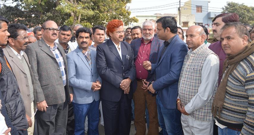 Former minister saw the frameworks of parag Dairy