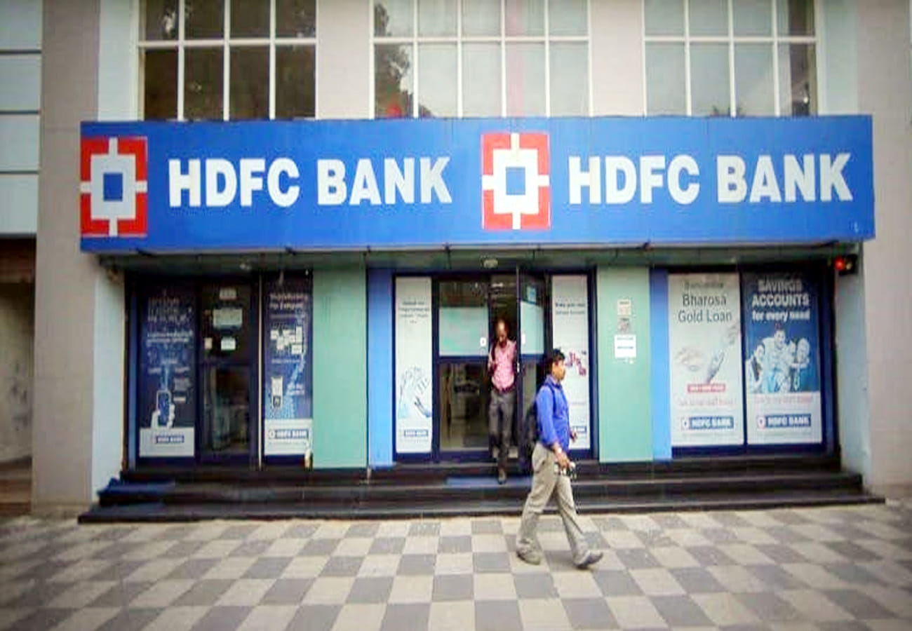 HDFC Bank gold loan fraud case in kanpur