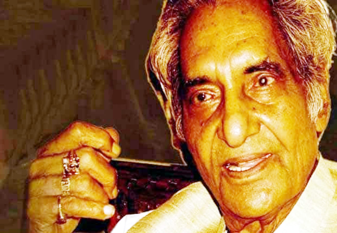 Poet Gopaldas neeraj birthday special story