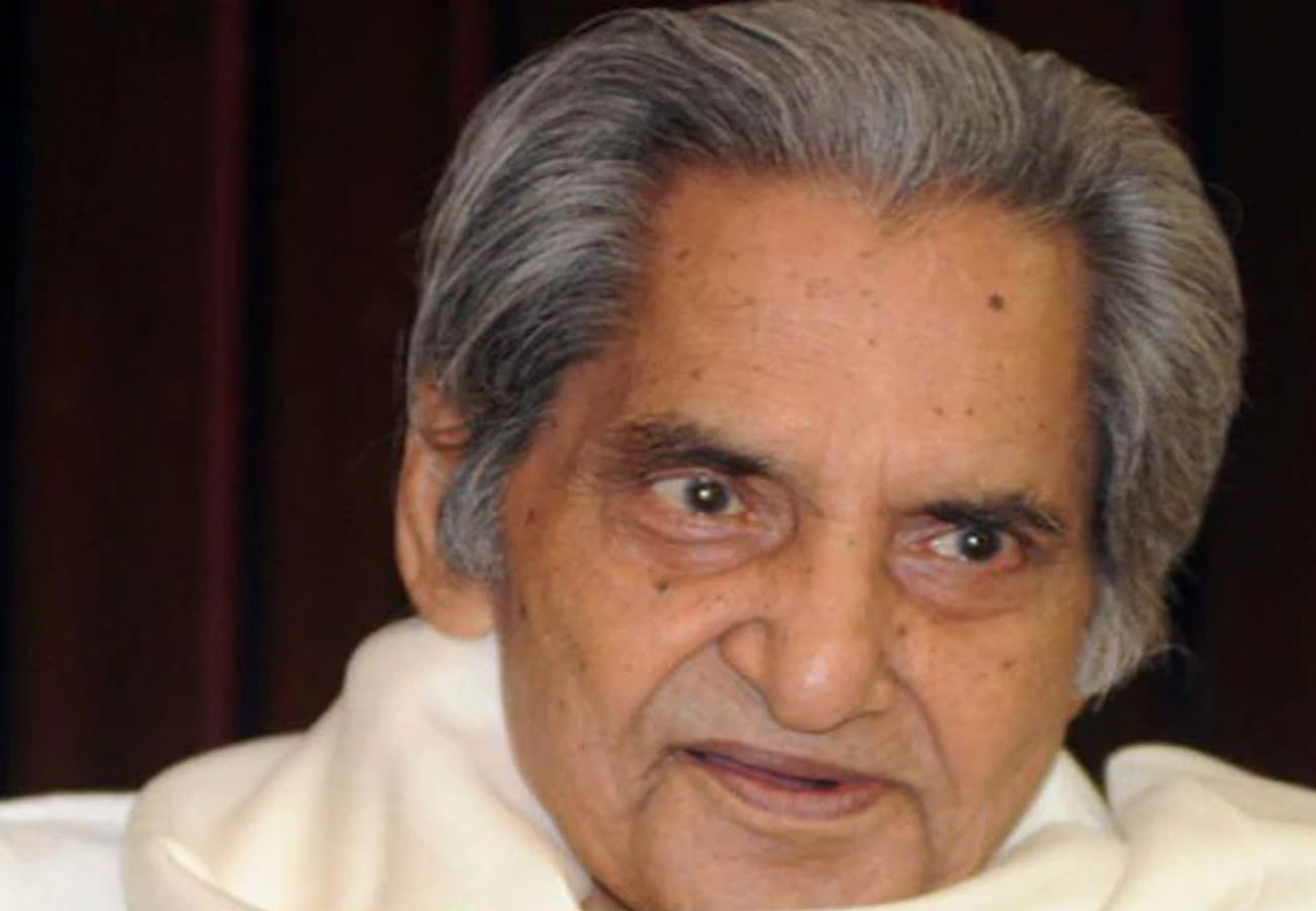 Poet Gopaldas neeraj birthday special story