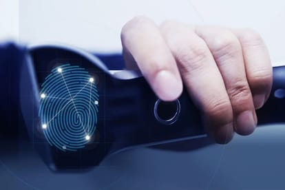 Hyundai santa fe car will get a Finger print scanner like smart phones