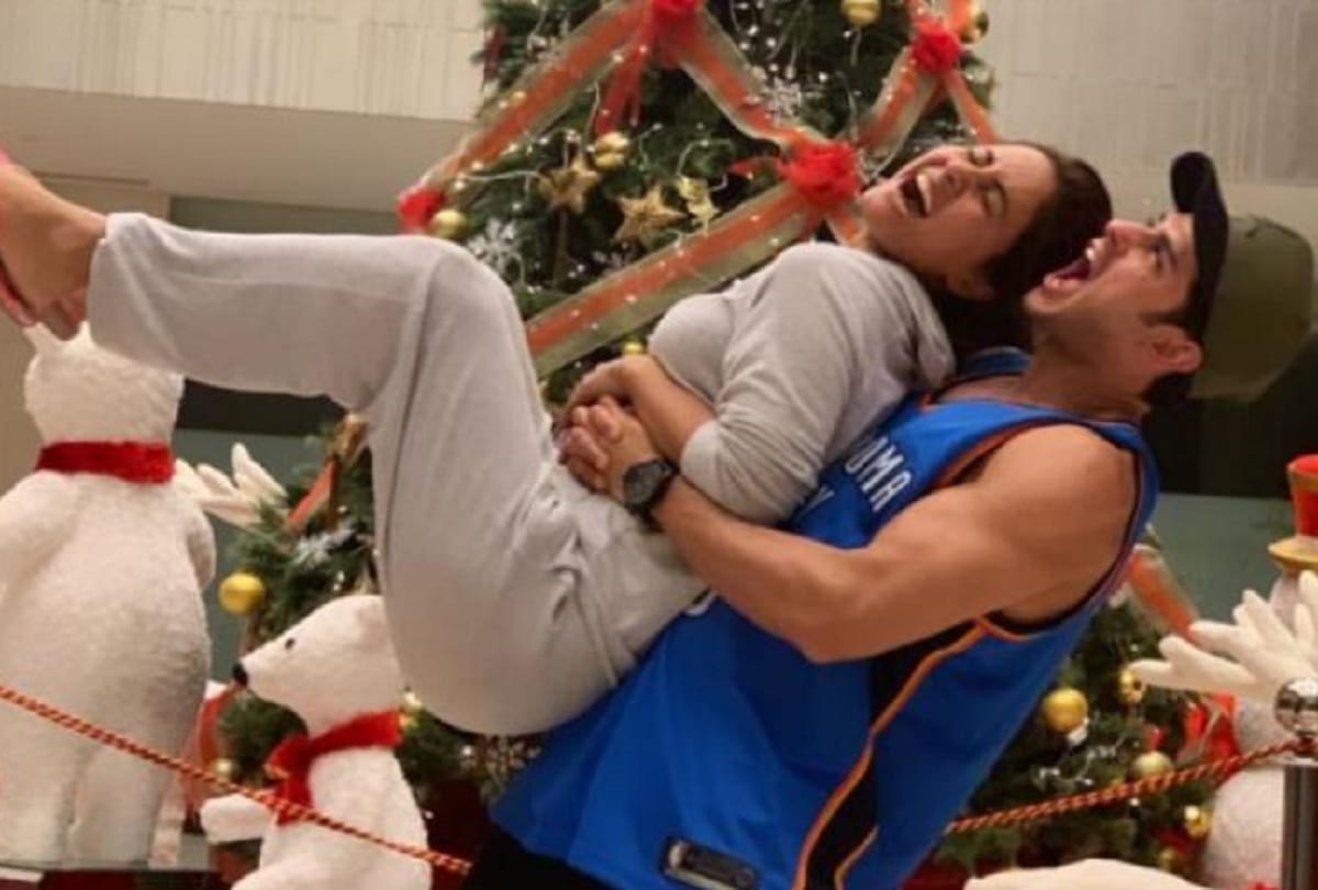 Hina Khan Priyank Sharma Rocky Jaiswal pictures viral on social media