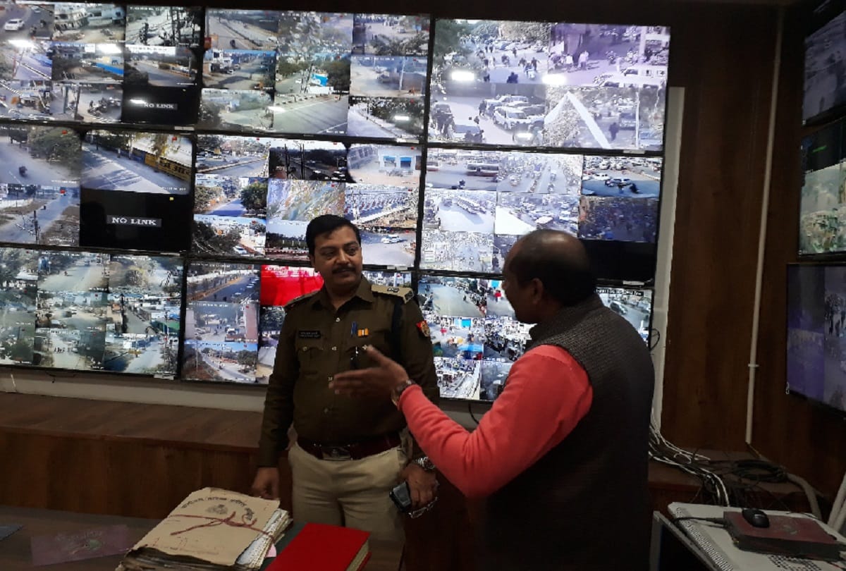 Meerut: In modern traffic control room CCTV cameras are not running, millions of were spent on them