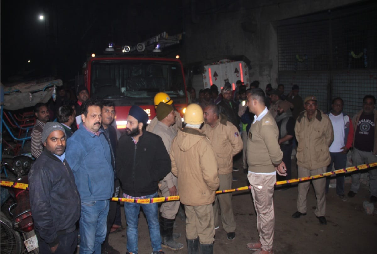 7 dead in explosion at factory in Moti Nagar