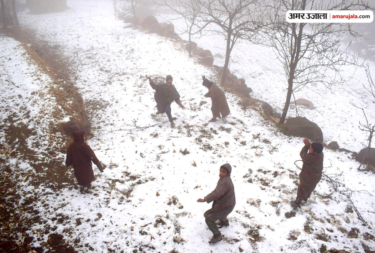 next 48 hours will be the coldest in north india, kargil temp fall to -18.6, due to heavy snowfall