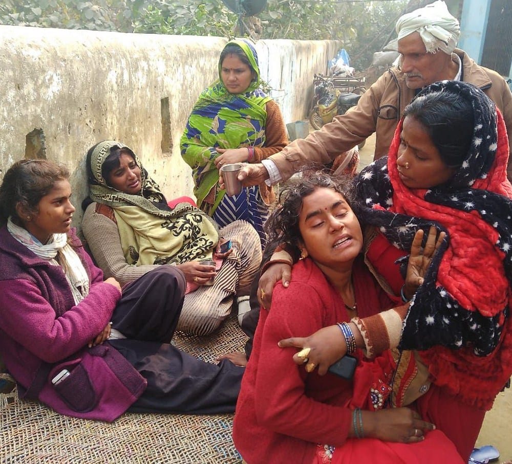 a woman died in accident0001
