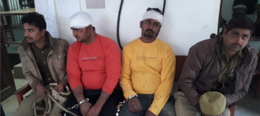 बांसगांव में ग्रामीणों के हत्थे चढ़े बदमाशों को जेल