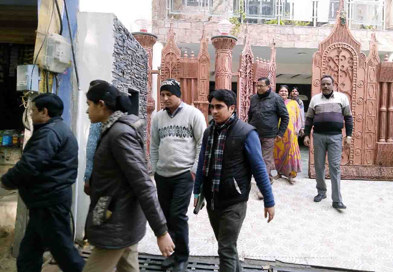 CBI raid in hamirpur mahoba illegal mining case