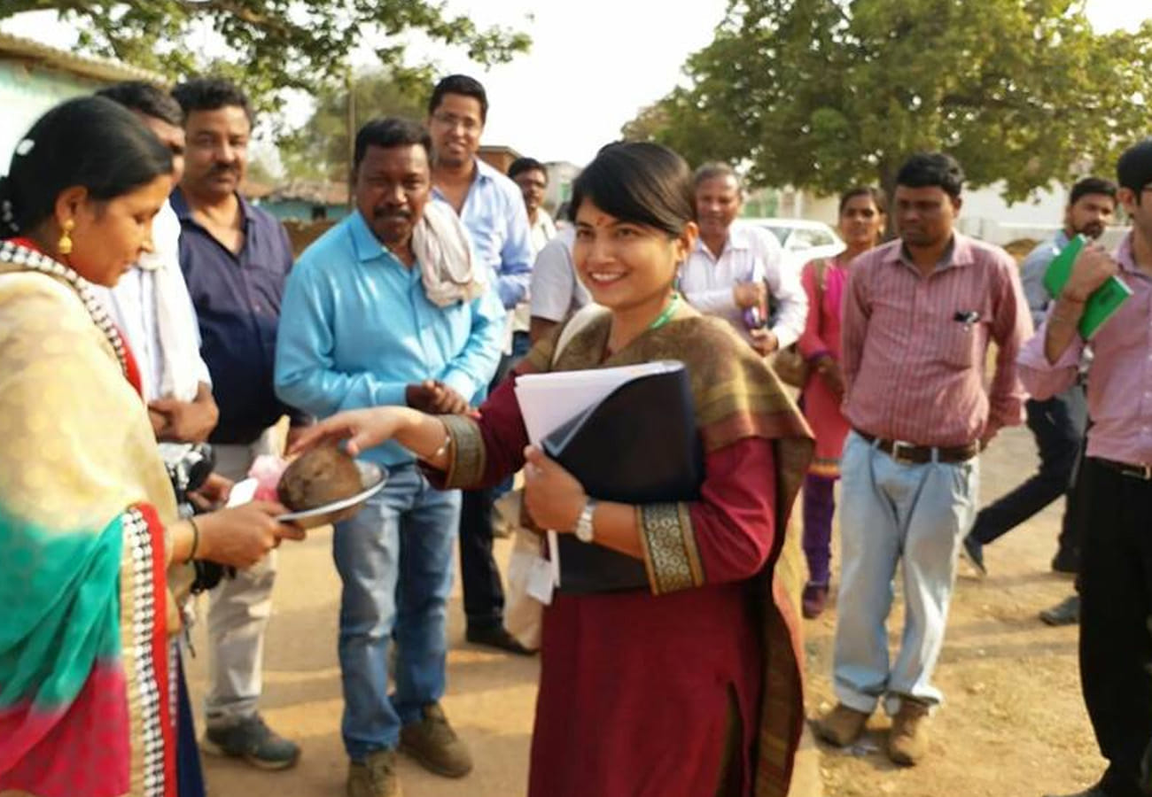 Illegal mining in Akhilesh yadav government and DM B Chandrakala case