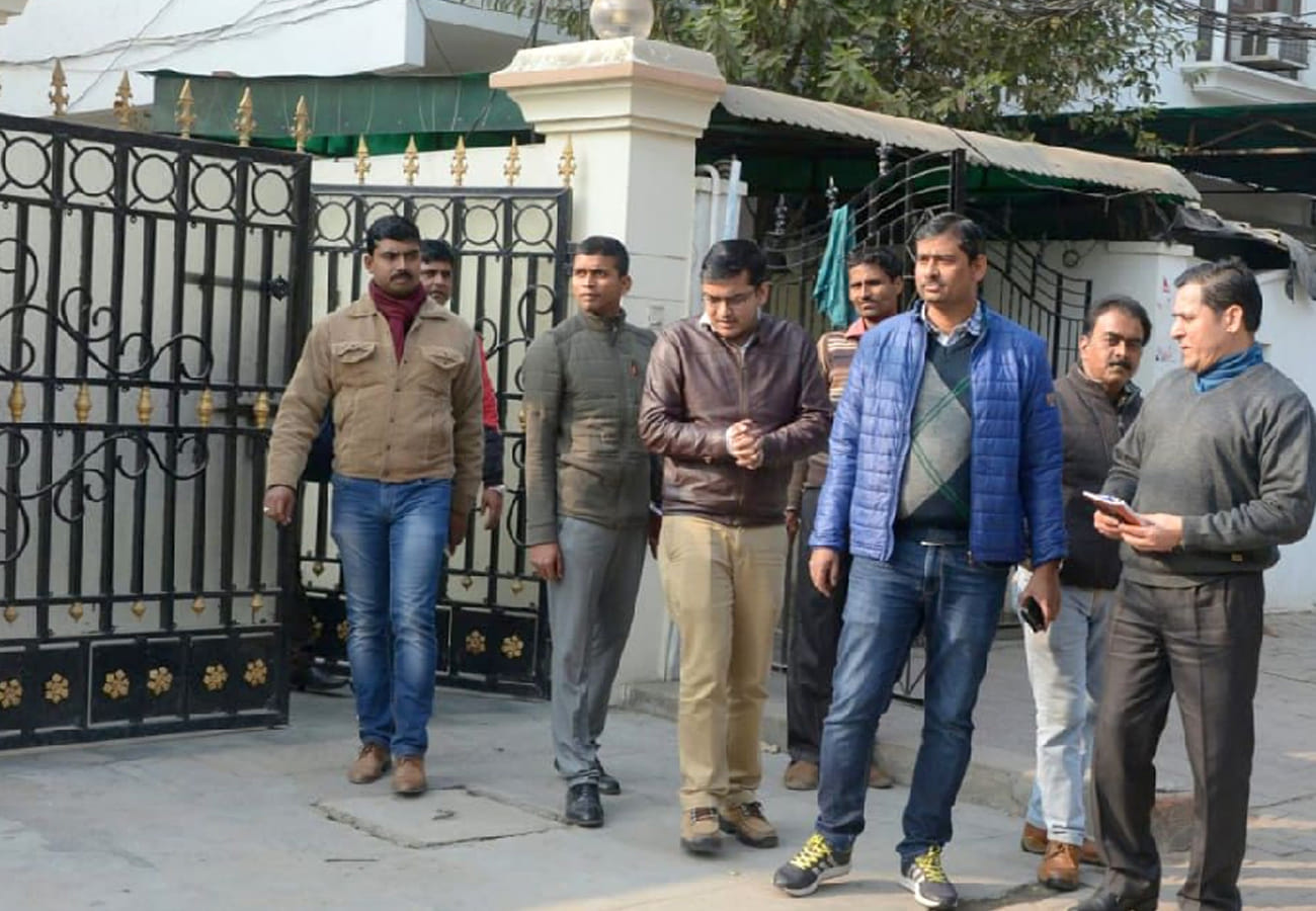 CBI raid in kanpur illegal mining case