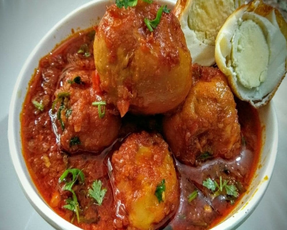 Royal egg curry homemade recipe will make your sunday special