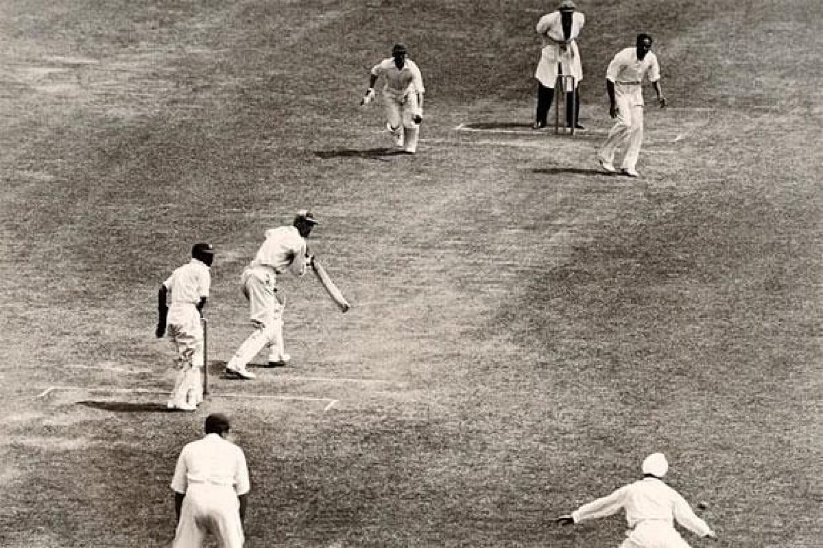 first ODI cricket match played on 5 january 1971 between england australia