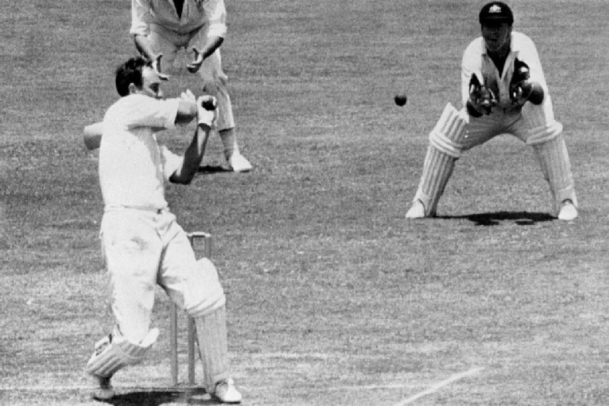 first ODI cricket match played on 5 january 1971 between england australia