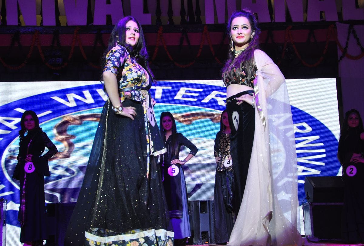 Manali winter Carnival 2019 Manali winter queen models catwalk on ramp