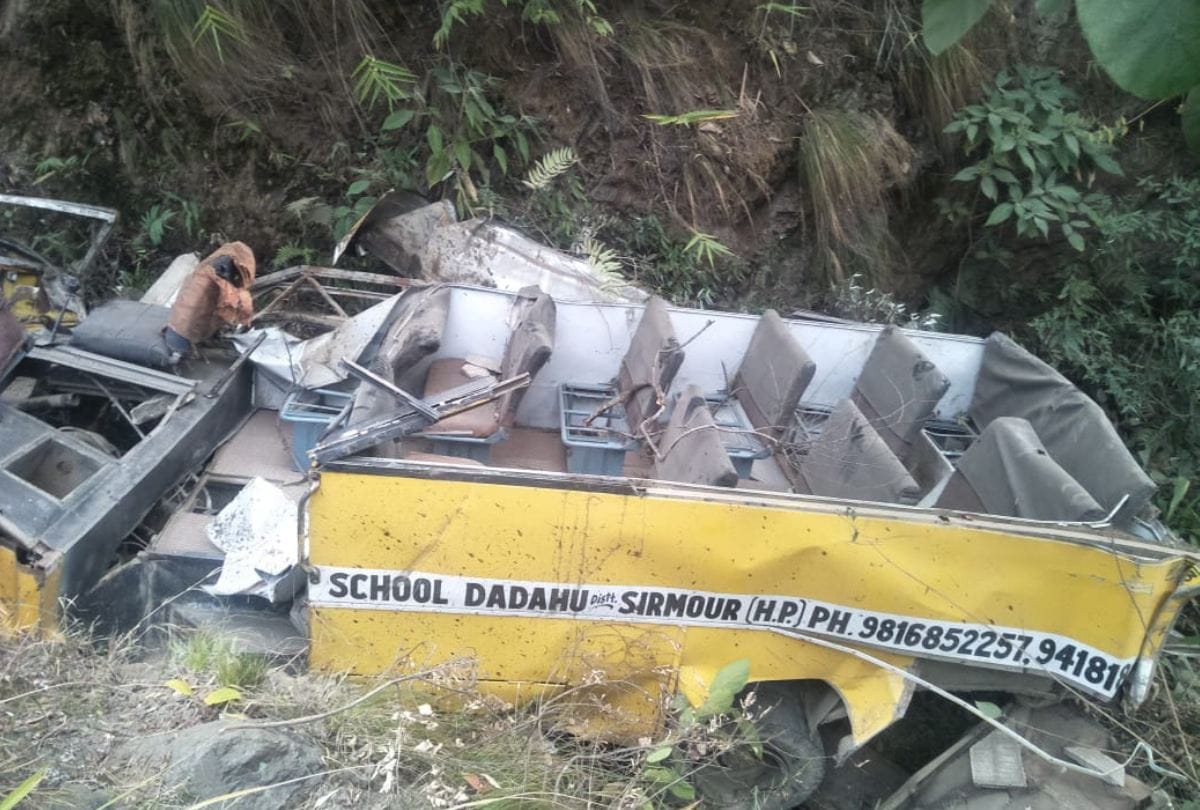 School bus accident in Sirmaur Himachal Pradesh