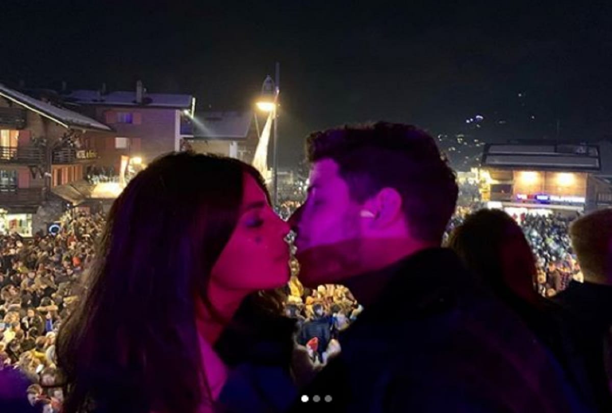 Parineeti Chopra shares unseen photos of Priyanka Chopra and Nick Jonas wedding