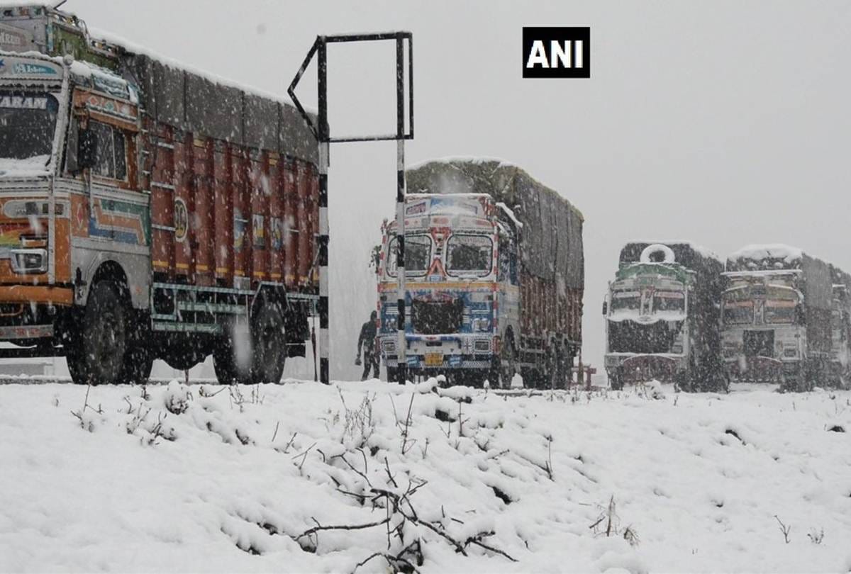 Cold Wave and Snow Fall in north India