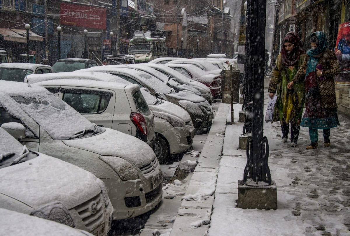Cold Wave and Snow Fall in north India