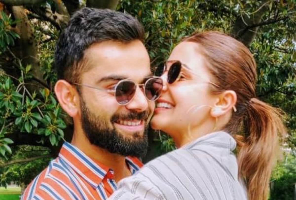 anushka sharma share a romantic photo with virat kohli