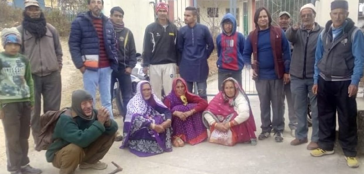 villagers protested for the incomplete work of water supply
