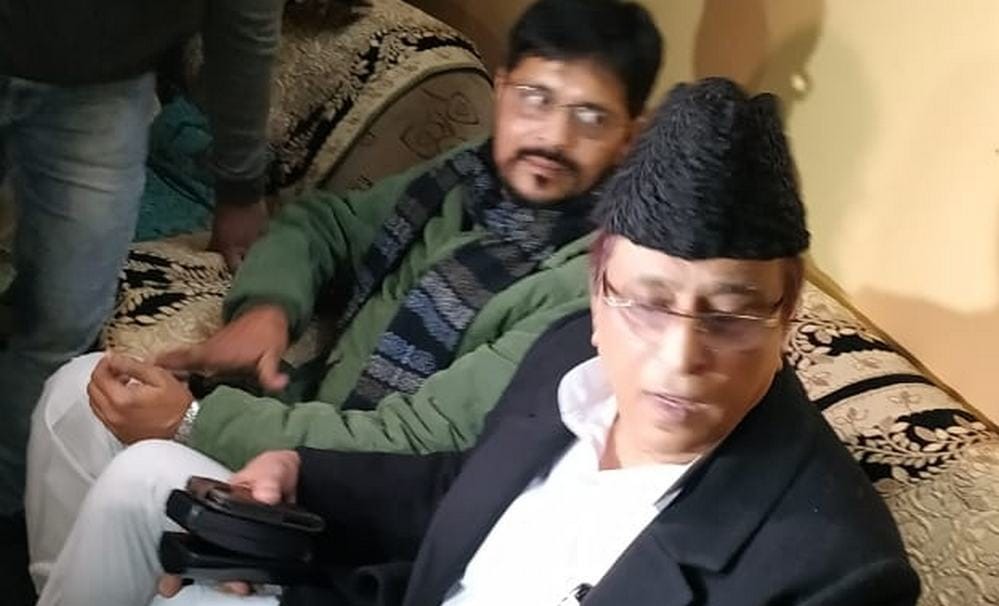 Azam khan reached varanasi for political program