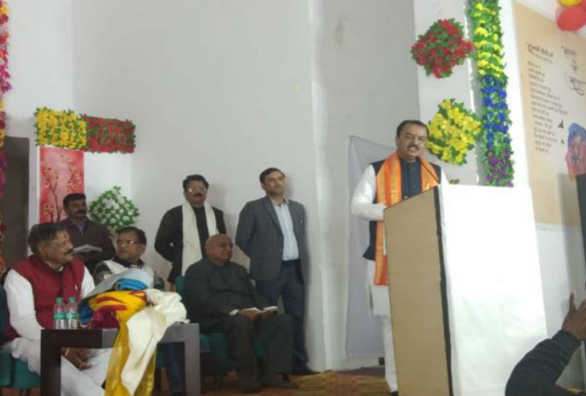deputy cm  announced vrindavan-mathura road will be construction four lane soon