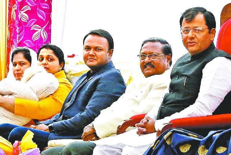 Lok Sabha Election 2019, BJP, Sanjay Tandon Not Join Chandigarh Mayor Tea Party