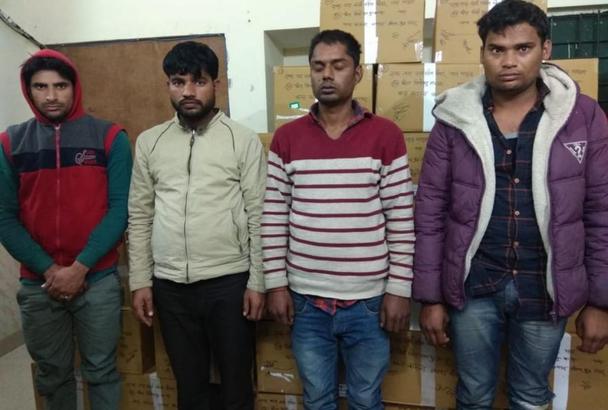 UP STF arrested four gang members who looted trucks in highway
