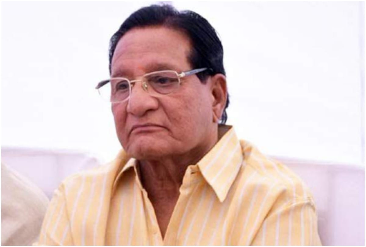 Rajasthan Political Crisis Gehlot Loyalist Dhariwal Attacks Maken Sonia Gandhi
