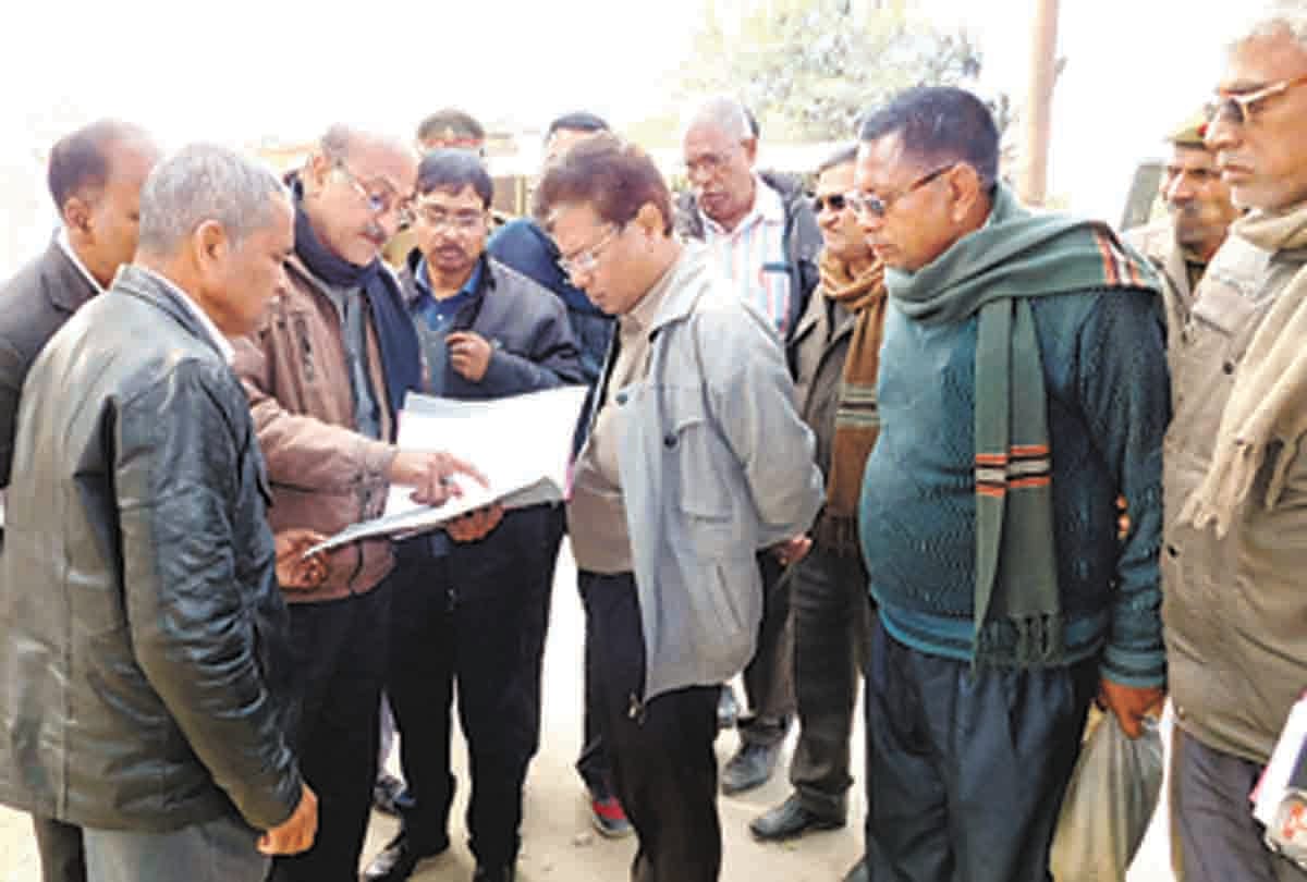 Lawyers arguing false, former chairman land