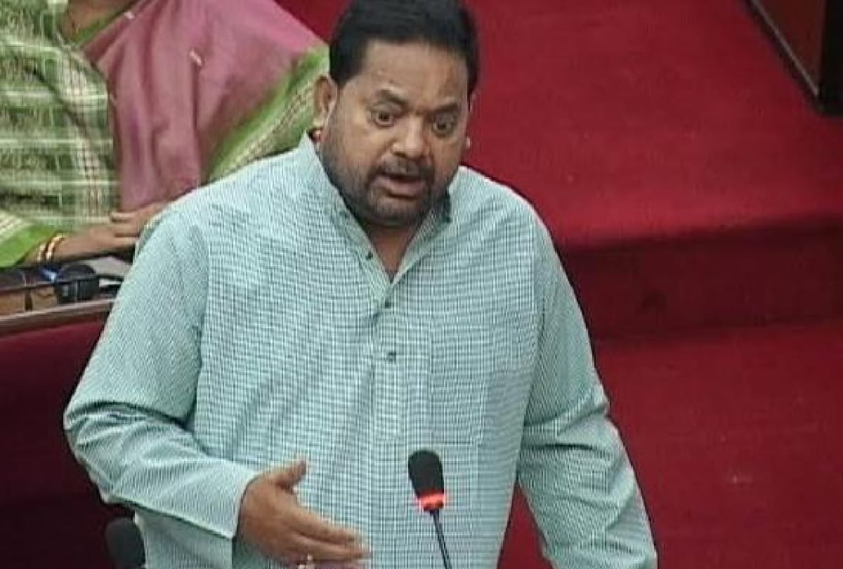 Odisha Agriculture Minister Pradeep Maharathy tenders his resignation to Chief Minister Office