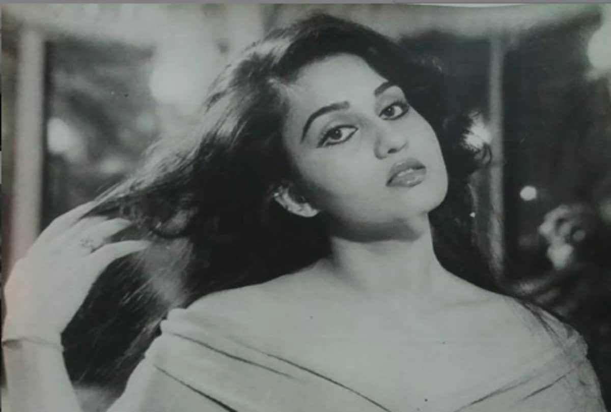 When Director BR Ishara Taken Advantage Of Reena Roy Helplessness Had Give Her Intimate Scenes In Film