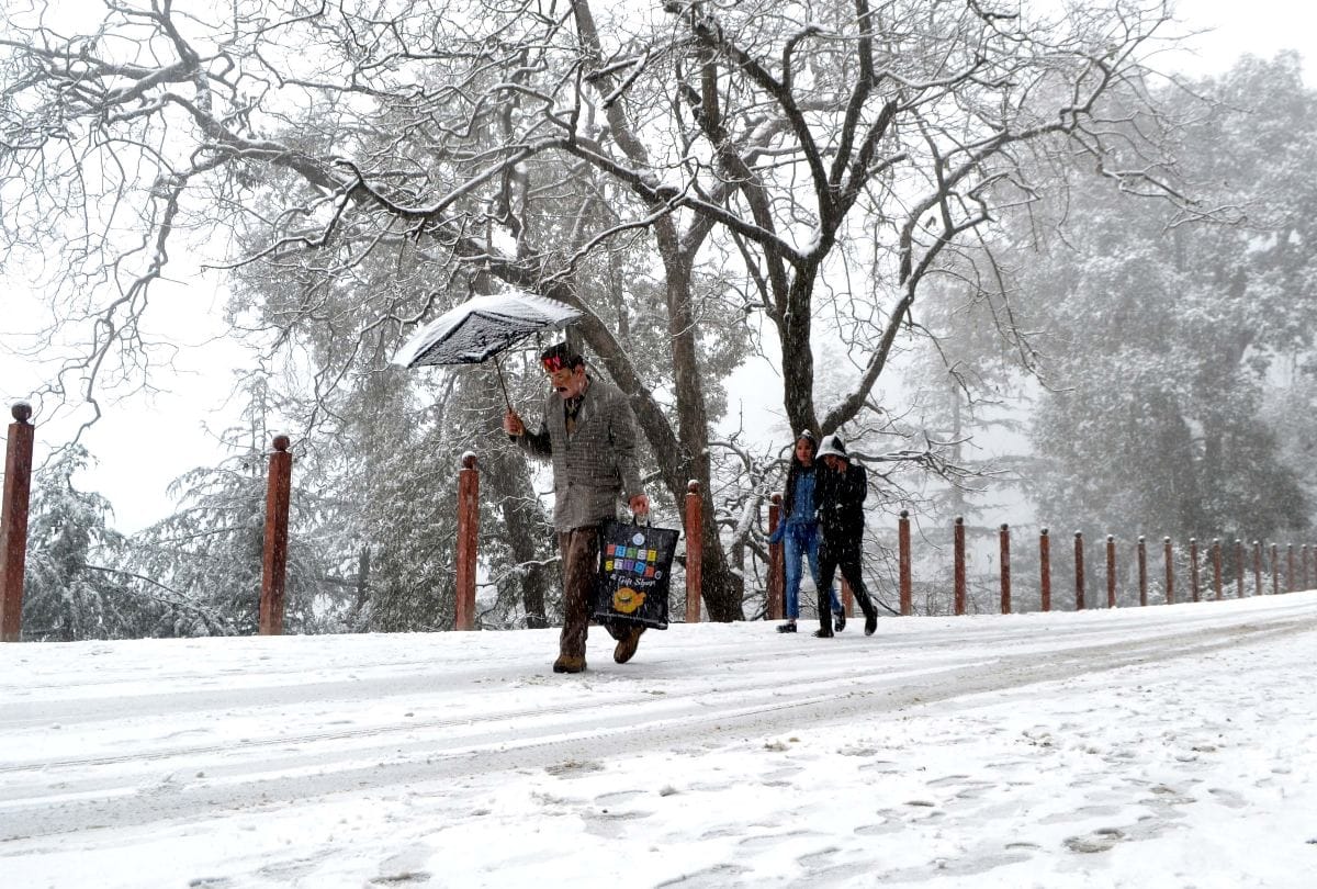meteorological department srinagar alerts for snowfall in jammu-kashmir and himanchal