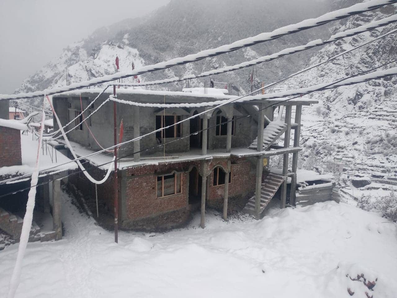 snowfall in uttarakhand char dham public faces bitter cold
