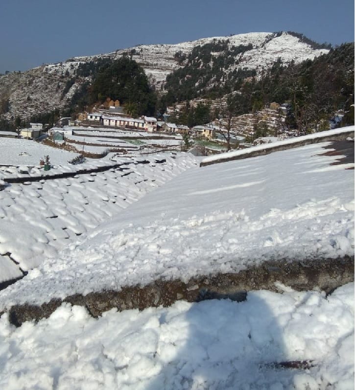 The village of Cupkot, with a snowfall